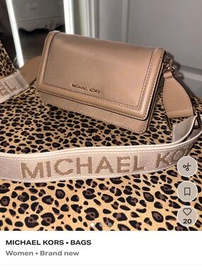 Michael Kors Neutral Tan Leather Wallet Crossbody price firm